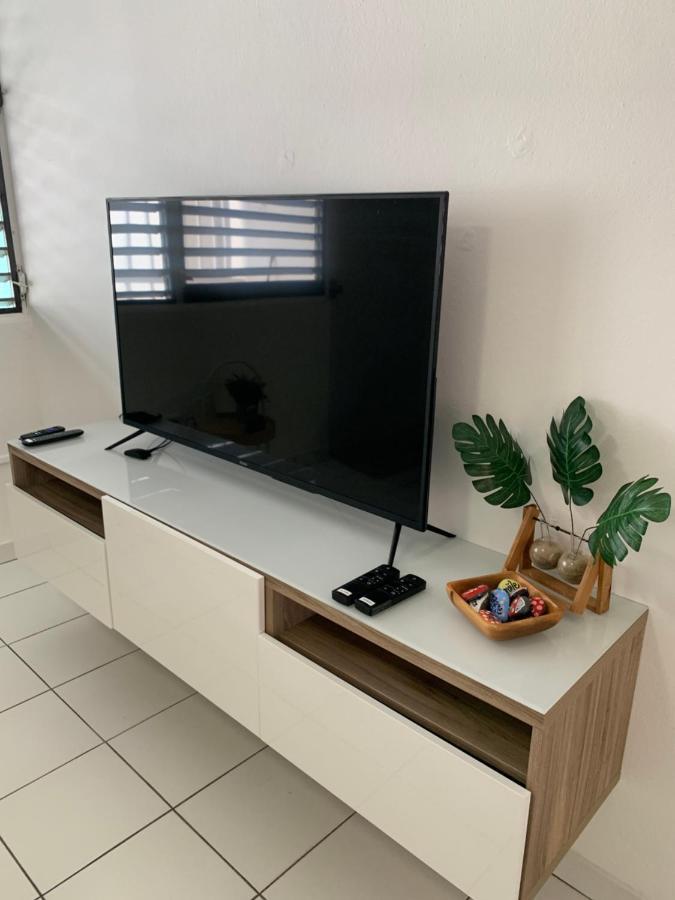 Blue Leaf By The Sea Apartment Лукильо Екстериор снимка